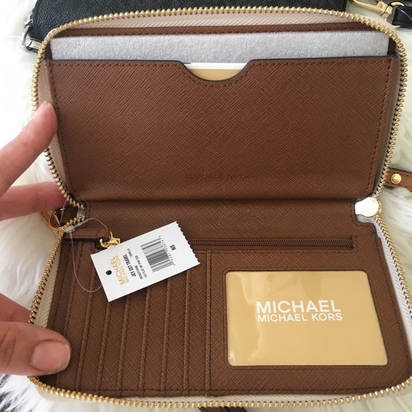 Last1✨Michael Kors jet set Large flat phone wallet - Picture 6 of 8